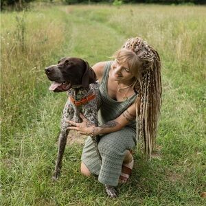 Meet your Posher, Mia